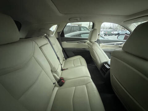 2018 Cadillac XT5 Premium Luxury