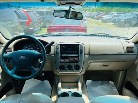 2005 Ford Explorer XLT