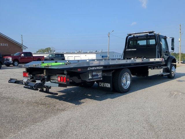 2026 Freightliner M2 106