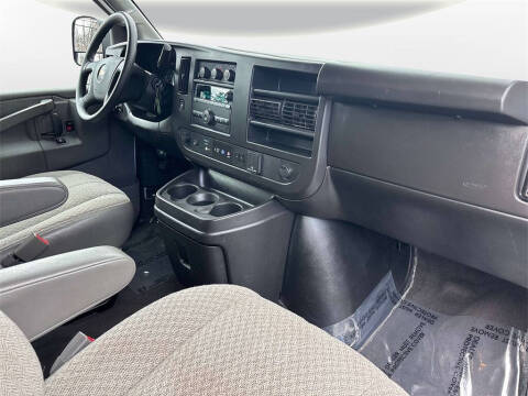 2022 Chevrolet Express LT 3500