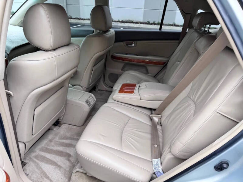 2004 Lexus RX 330