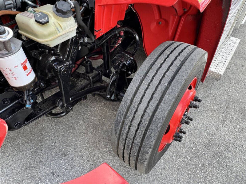 2016 Freightliner M2 106