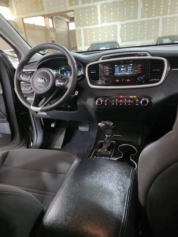 2017 Kia Sorento LX V6