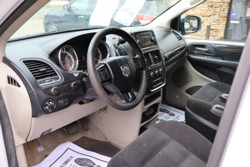 2016 Dodge Grand Caravan SE