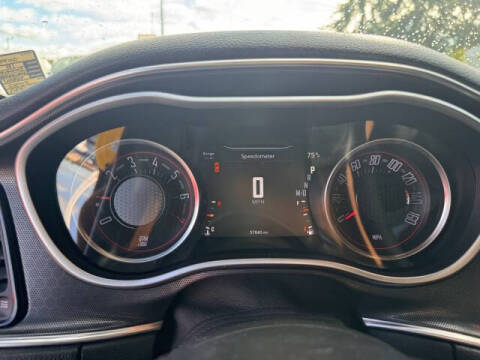 2018 Dodge Challenger SXT Plus