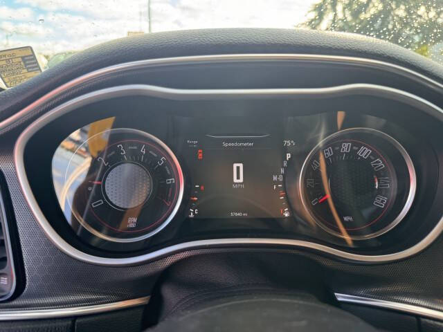 2018 Dodge Challenger SXT Plus