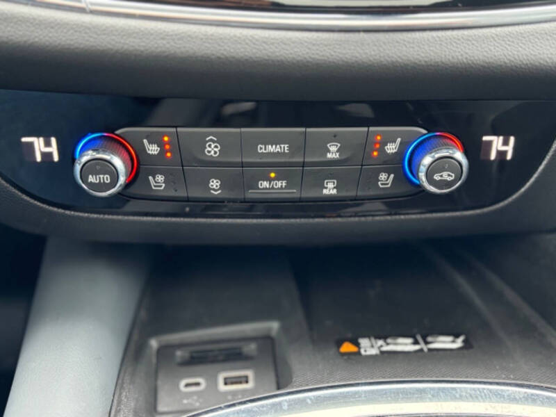 2023 Buick Enclave Premium