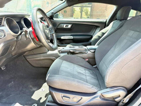 2019 Ford Mustang EcoBoost