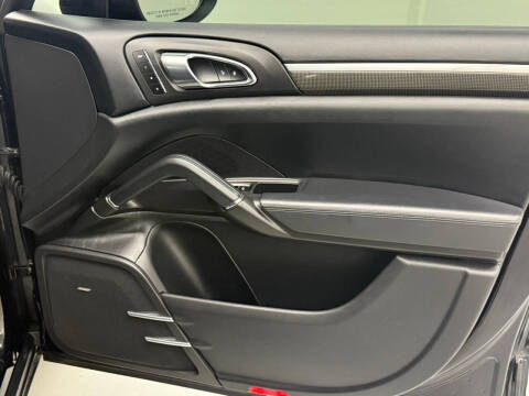 2013 Porsche Cayenne Turbo