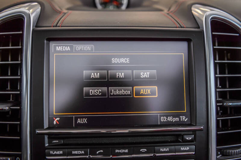 2016 Porsche Cayenne GTS