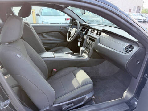 2011 Ford Mustang V6