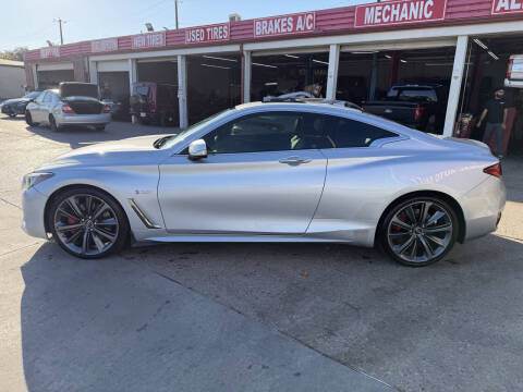 2017 Infiniti Q60 Red Sport 400
