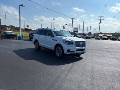 2023 Lincoln Navigator Standard