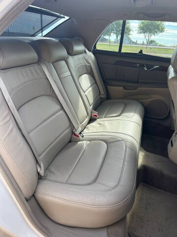 2004 Cadillac DeVille DHS