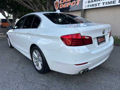 2015 BMW 5 Series 528i