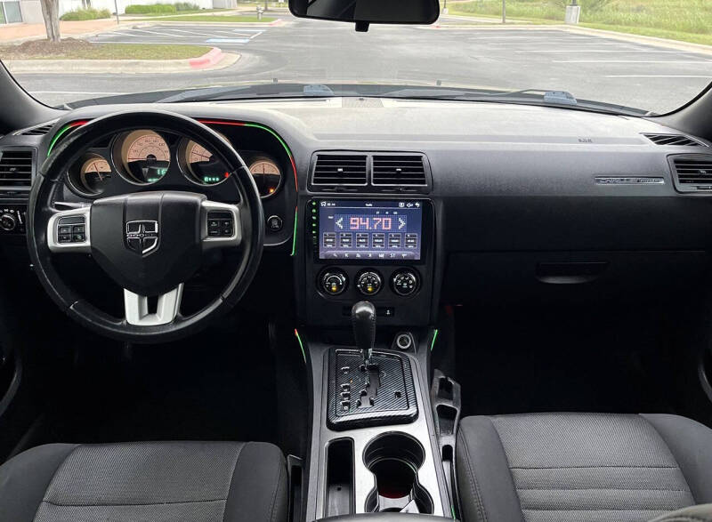 2014 Dodge Challenger SXT