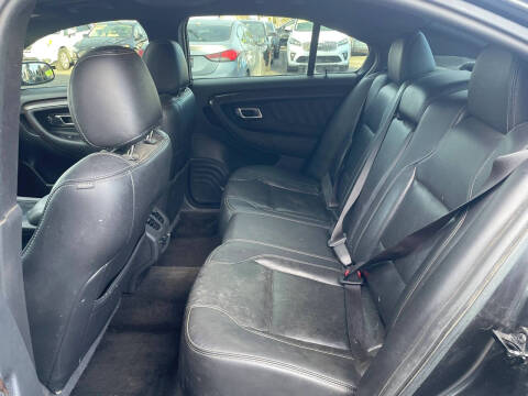2018 Ford Taurus Limited