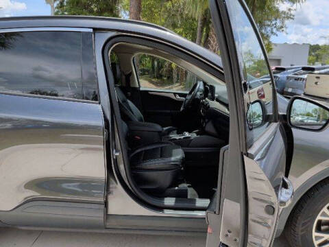 2020 Ford Escape SEL