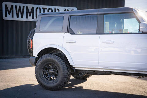 2024 Ford Bronco Outer Banks