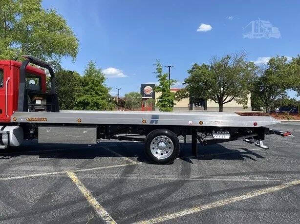 2024 Mack MD6
