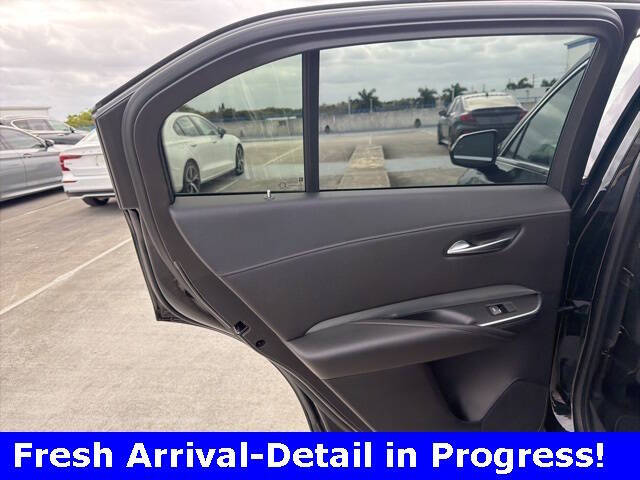 2019 Cadillac XT4 Premium Luxury