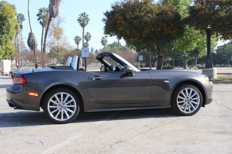 2017 FIAT 124 Spider Lusso