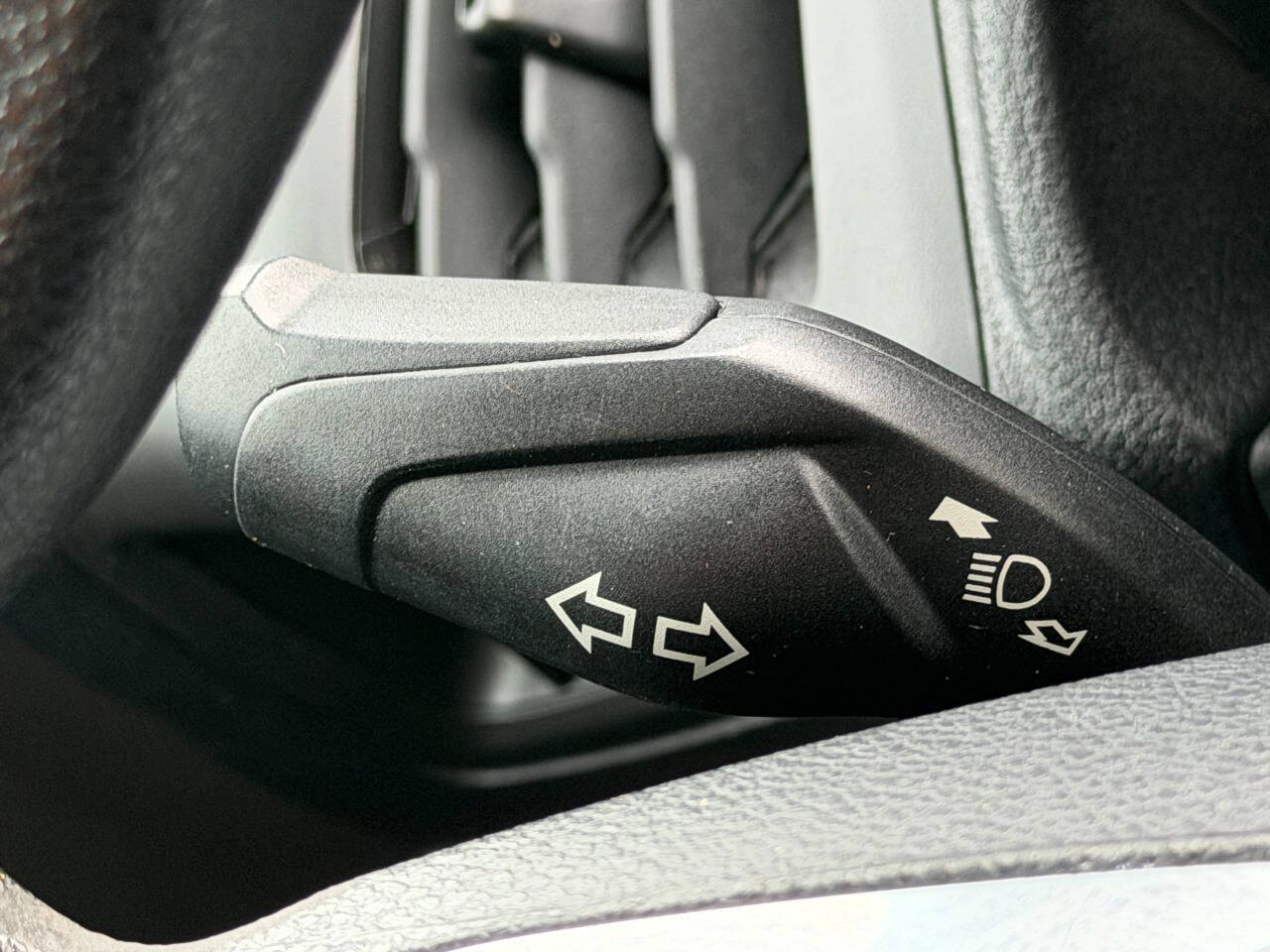 FordTransit Connect33