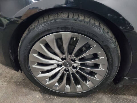 2017 Genesis G90 3.3T Premium