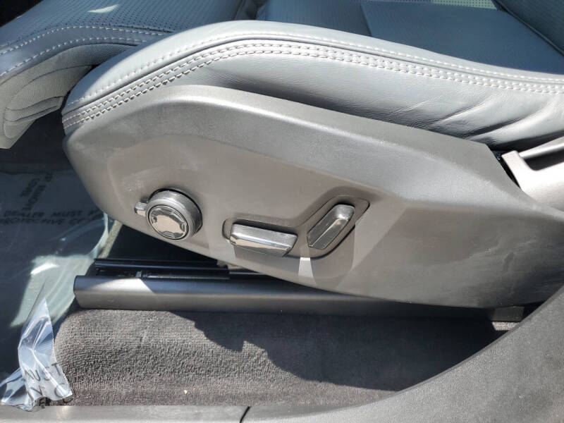 2024 Volvo XC90 B6 Ultimate Bright Theme 7P