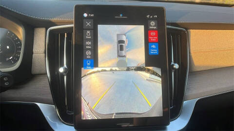 2026 Volvo XC90 B6 Ultra Dark 7P