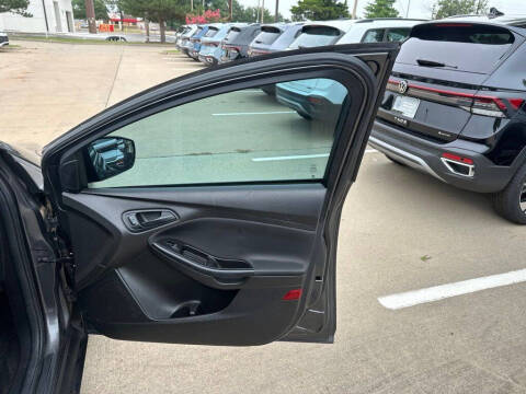 2016 Ford Focus S