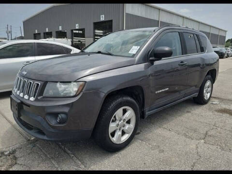 2015 Jeep Compass for sale at FREDY USED CAR SALES in Houston TX