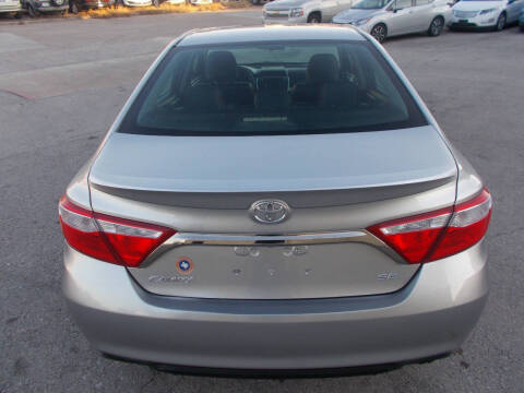 2015 Toyota Camry SE