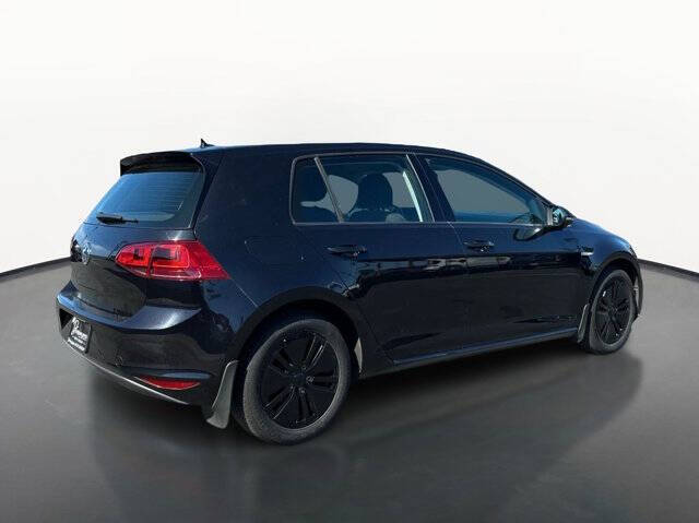 2016 Volkswagen e-Golf SE