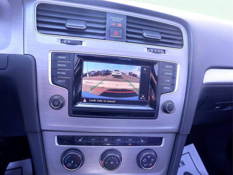 2015 Volkswagen Golf SportWagen