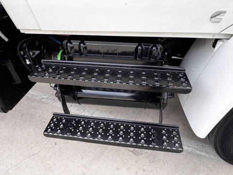 2019 International DuraStar 4300