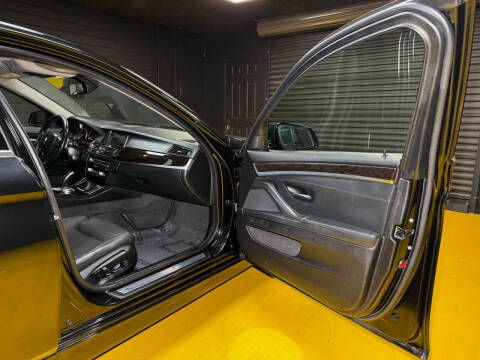 2016 BMW 5 Series 535i