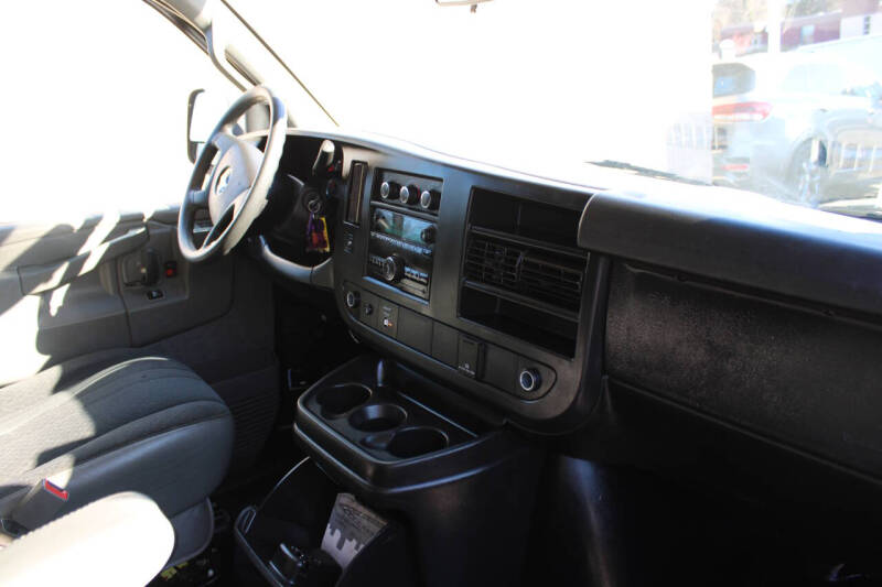 2019 Chevrolet Express 2500