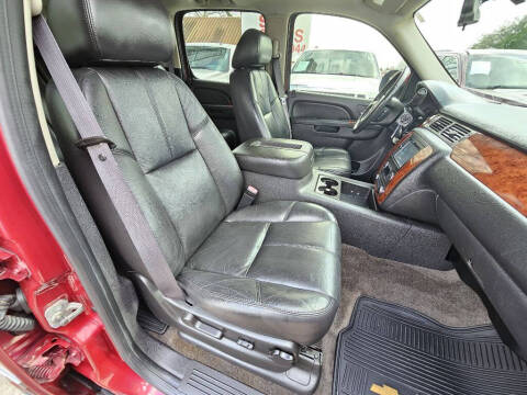 2011 Chevrolet Suburban LT