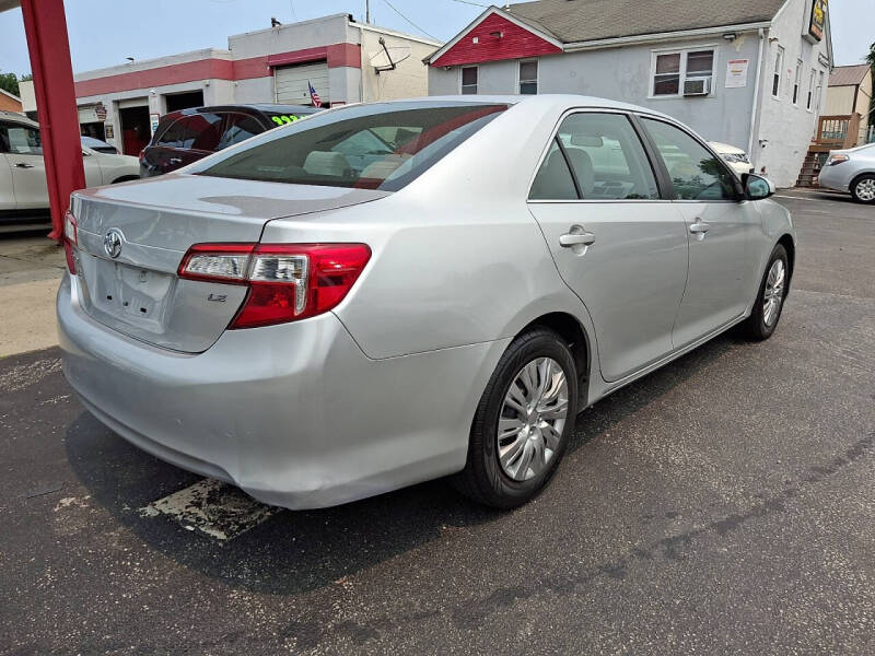 2014 Toyota Camry LE
