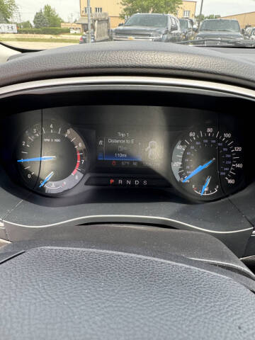 2016 Ford Fusion SE