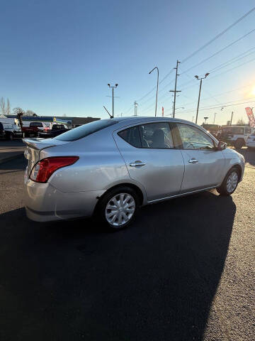 2017 Nissan Versa 1.6 SV