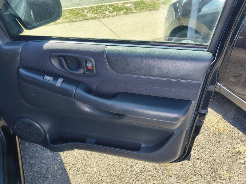 2003 GMC Sonoma SLS