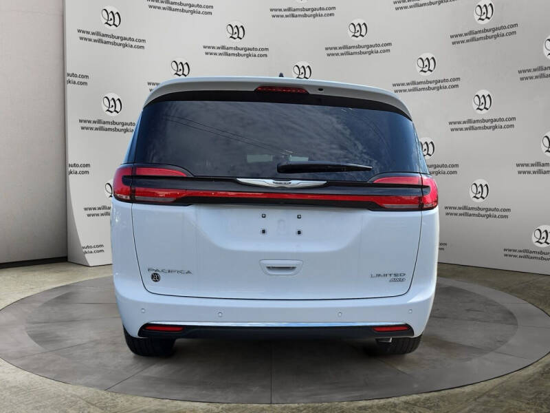 2024 Chrysler Pacifica Limited
