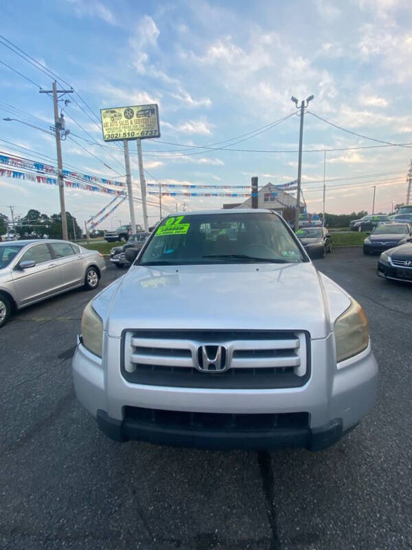 Used 2007 Honda Pilot LX with VIN 2HKYF18187H524577 for sale in New Castle, DE