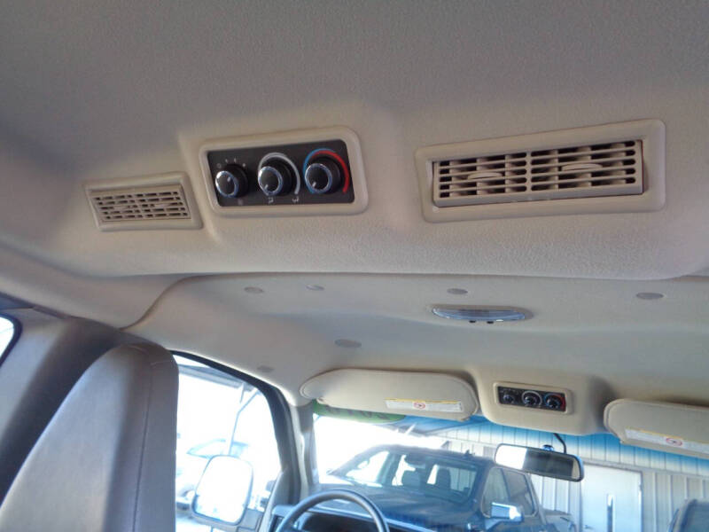 2016 GMC Savana LT 3500