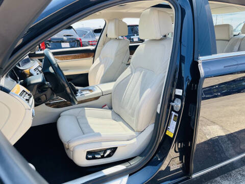 2016 BMW 7 Series 740i