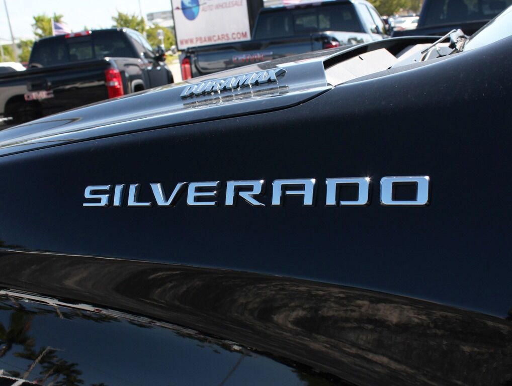 2022 Chevrolet Silverado 1500  - $56,995