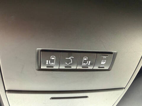 2016 Dodge Grand Caravan SXT Plus