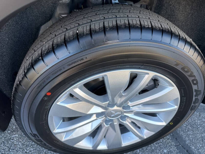 2025 Mitsubishi Outlander ES